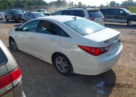 2011 Hyundai Sonata Gls z USA, uszkodzony, nr VIN 5NPEB4AC7BH267948